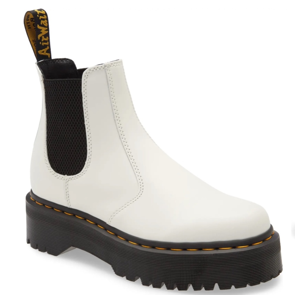 NIB $200 DR. MARTENS 2976 Quad Platform Chelsea Boots!